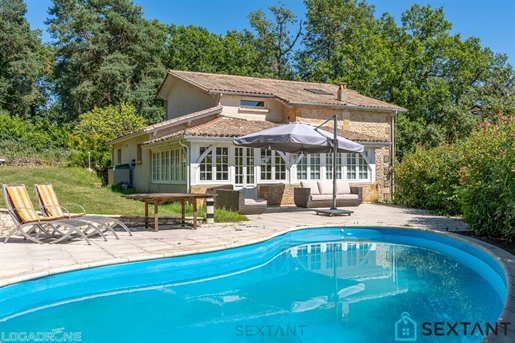 Maison 8 pièces 213 m² · à Mouleydier · 213 m² · 377 000 €