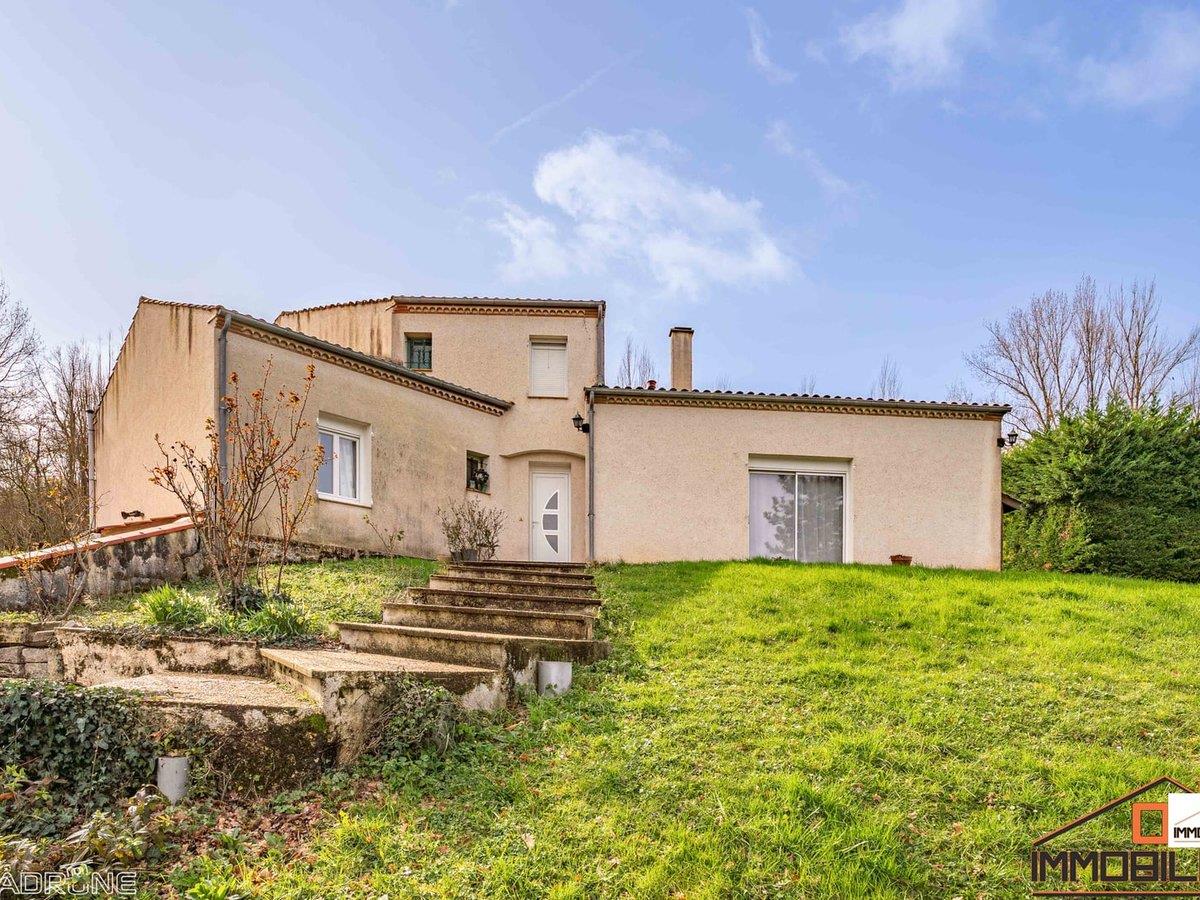 Maison à vendre, 140m², Allez-et-Cazeneuve