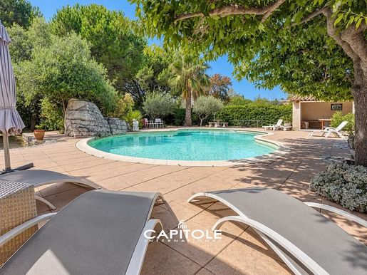 Maison 6 pièces 161 m² · à Antibes · 161 m² · 1 349 000 €