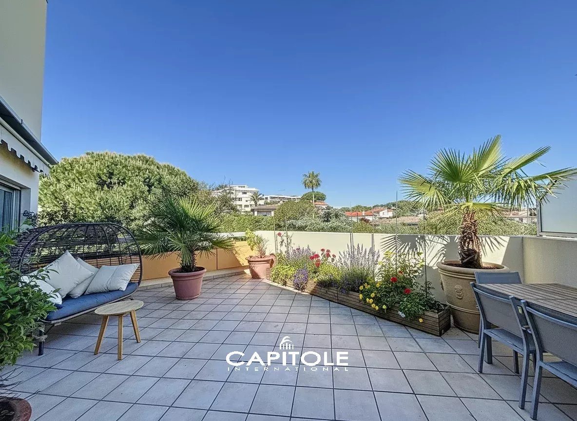 Appartement à vendre, 94m², Antibes