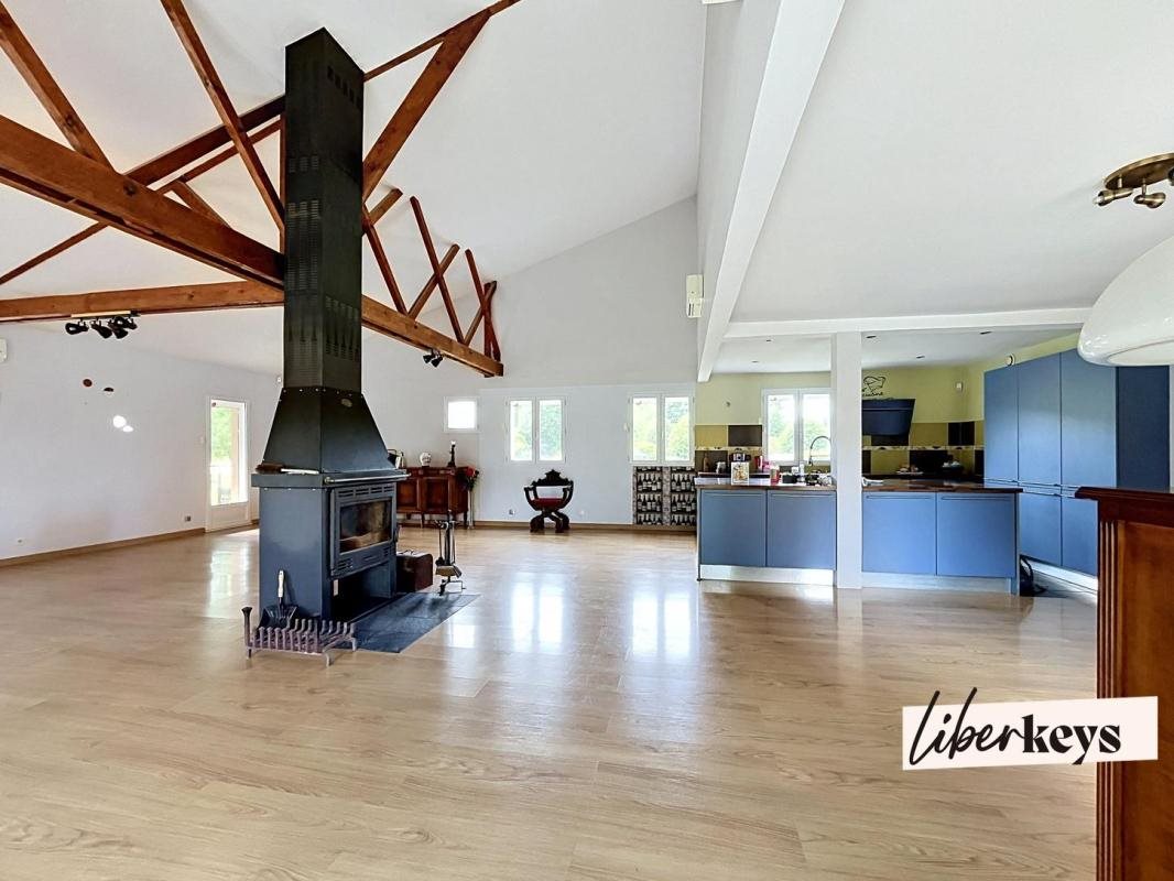 Maison à vendre, 208m², La Madeleine-Bouvet