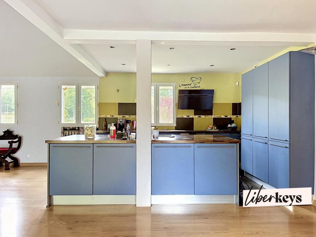 Maison à vendre, 208m², La Madeleine-Bouvet