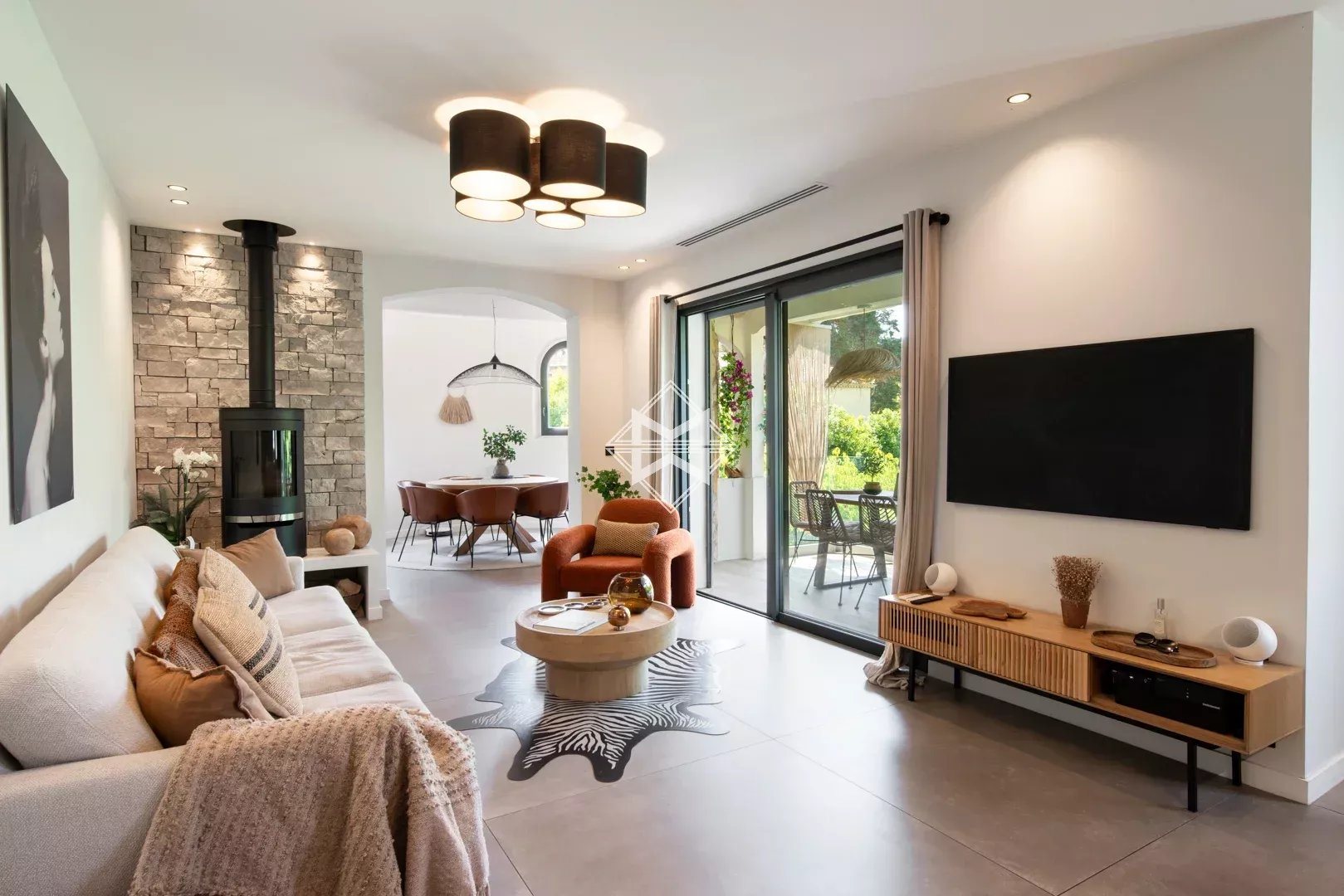 Cannes – Renovated character villa with building plot – Close to the town centre - Vue 5