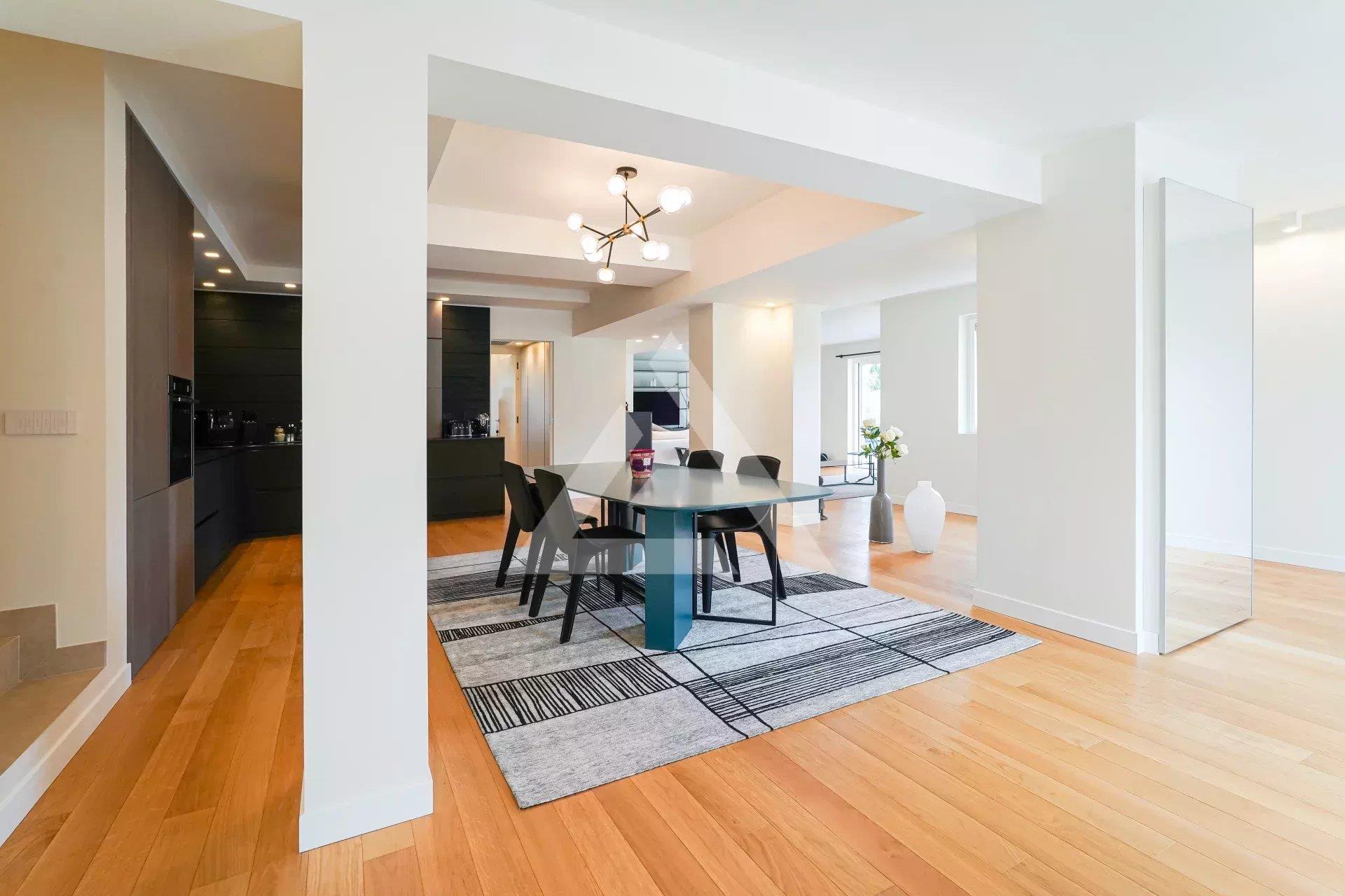Maison à vendre, 170m², Villefranche-sur-Mer