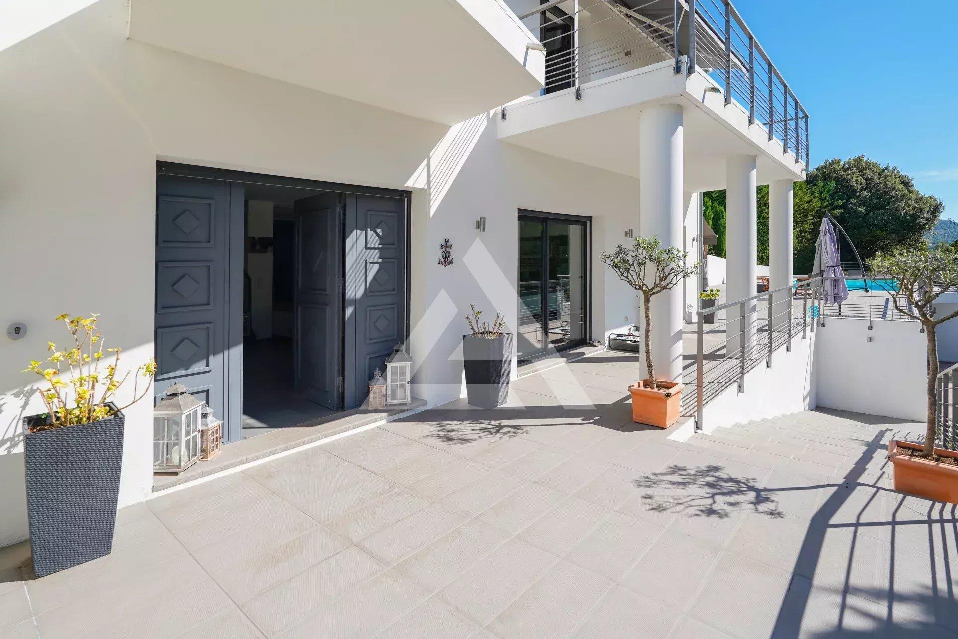 Maison à vendre, 404m², Peille