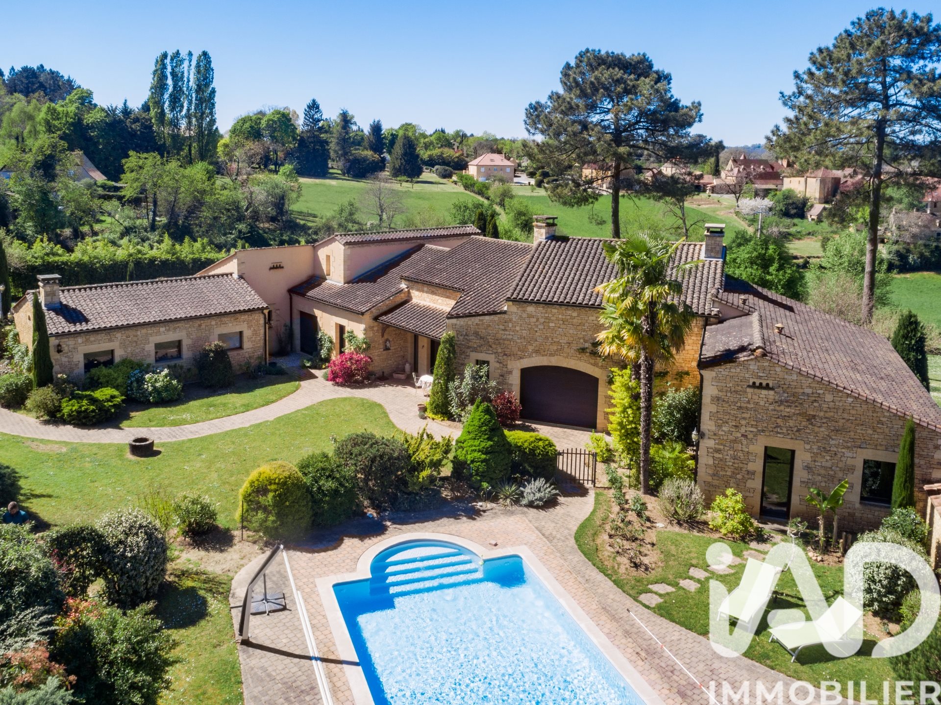 Maison à vendre, 275m², Marcillac-Saint-Quentin
