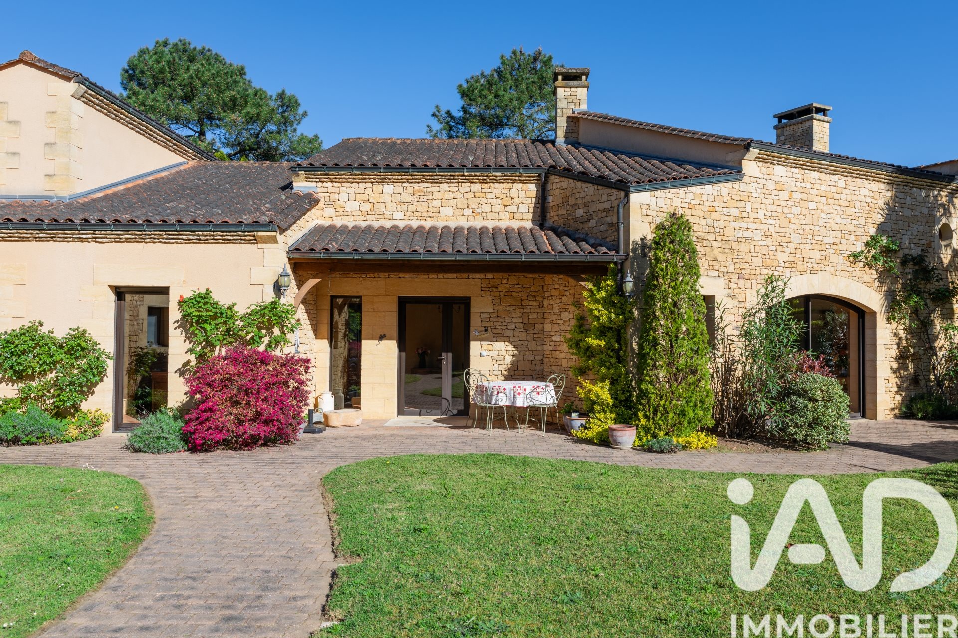 Maison à vendre, 275m², Marcillac-Saint-Quentin