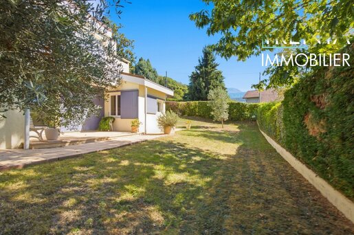 Maison 10 pièces 295 m² · à Voiron · 295 m² · 649 000 €
