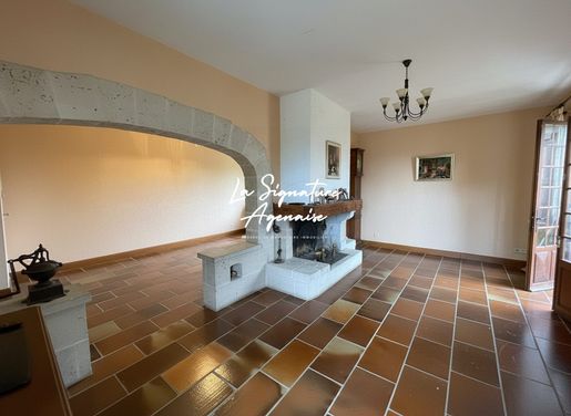 Maison 8 pièces 180 m² · à Goudourville · 180 m² · 186 000 €