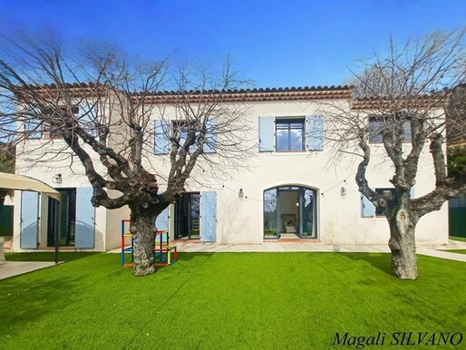 Maison 5 pièces 150 m² · à Grasse · 150 m² · 620 000 €