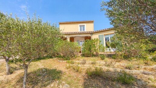 5 pièces 119 m² · à Vézénobres · 119 m² · 397 000 €