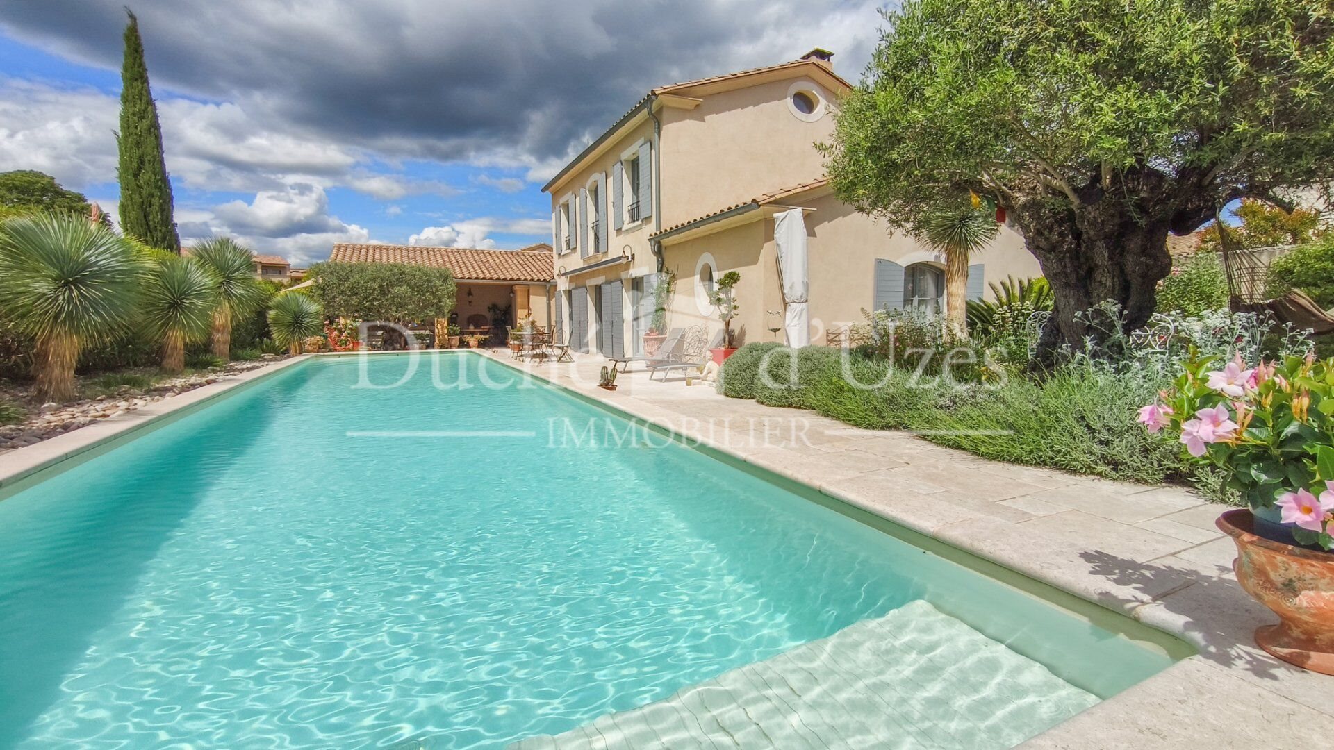 Maison à vendre, 152m², Uzès