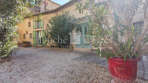 Maison 4 pièces 95 m² · à Uzès · 95 m² · 395 000 €