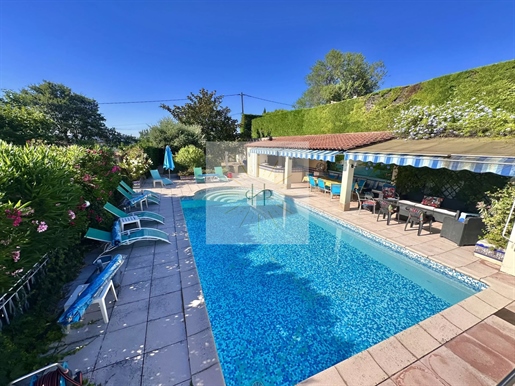 Maison 10 pièces 206 m² · à Saint-Paulet-de-Caisson · 206 m² · 449 000 €