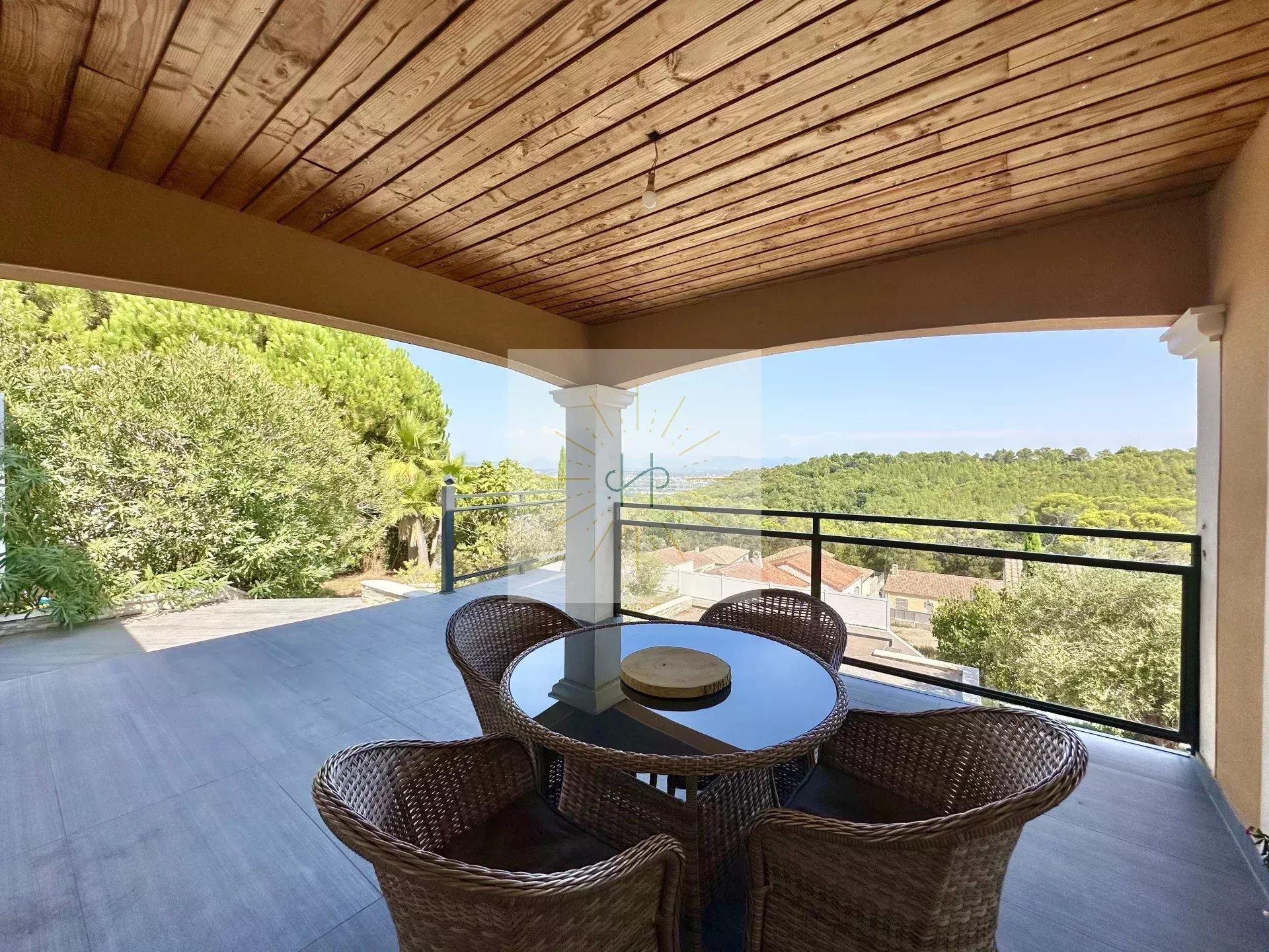 Maison à vendre, 228m², Montélimar