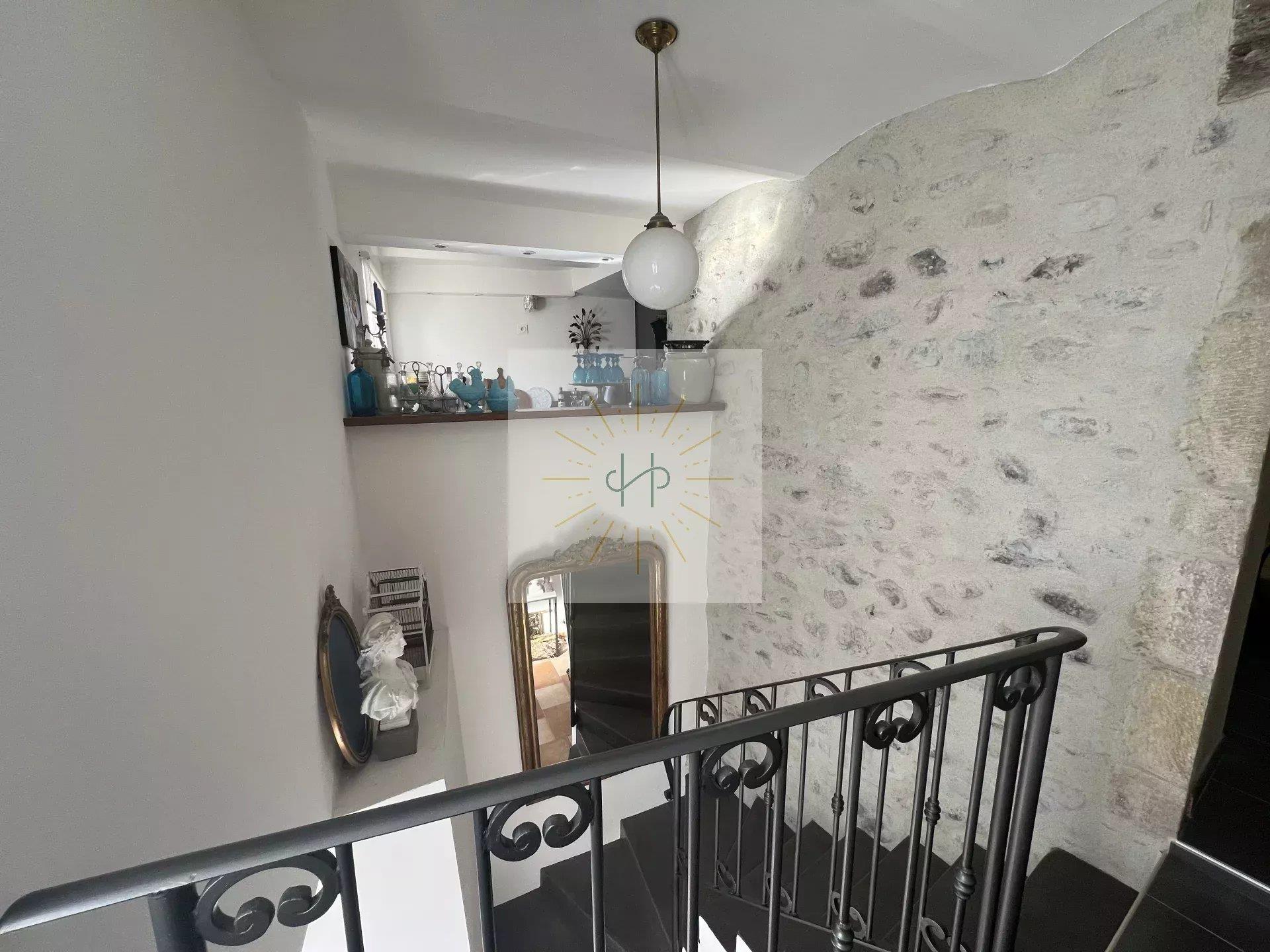 Maison à vendre, 145m², Alba-la-Romaine