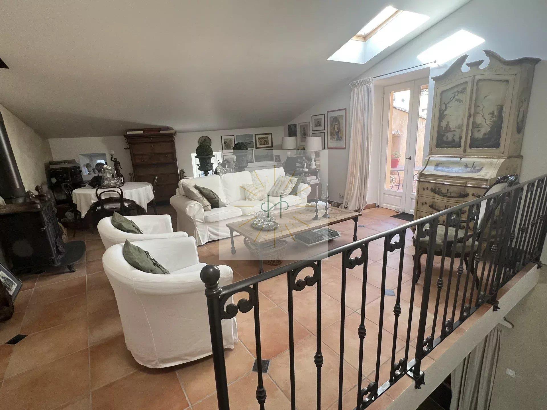 Maison à vendre, 145m², Alba-la-Romaine