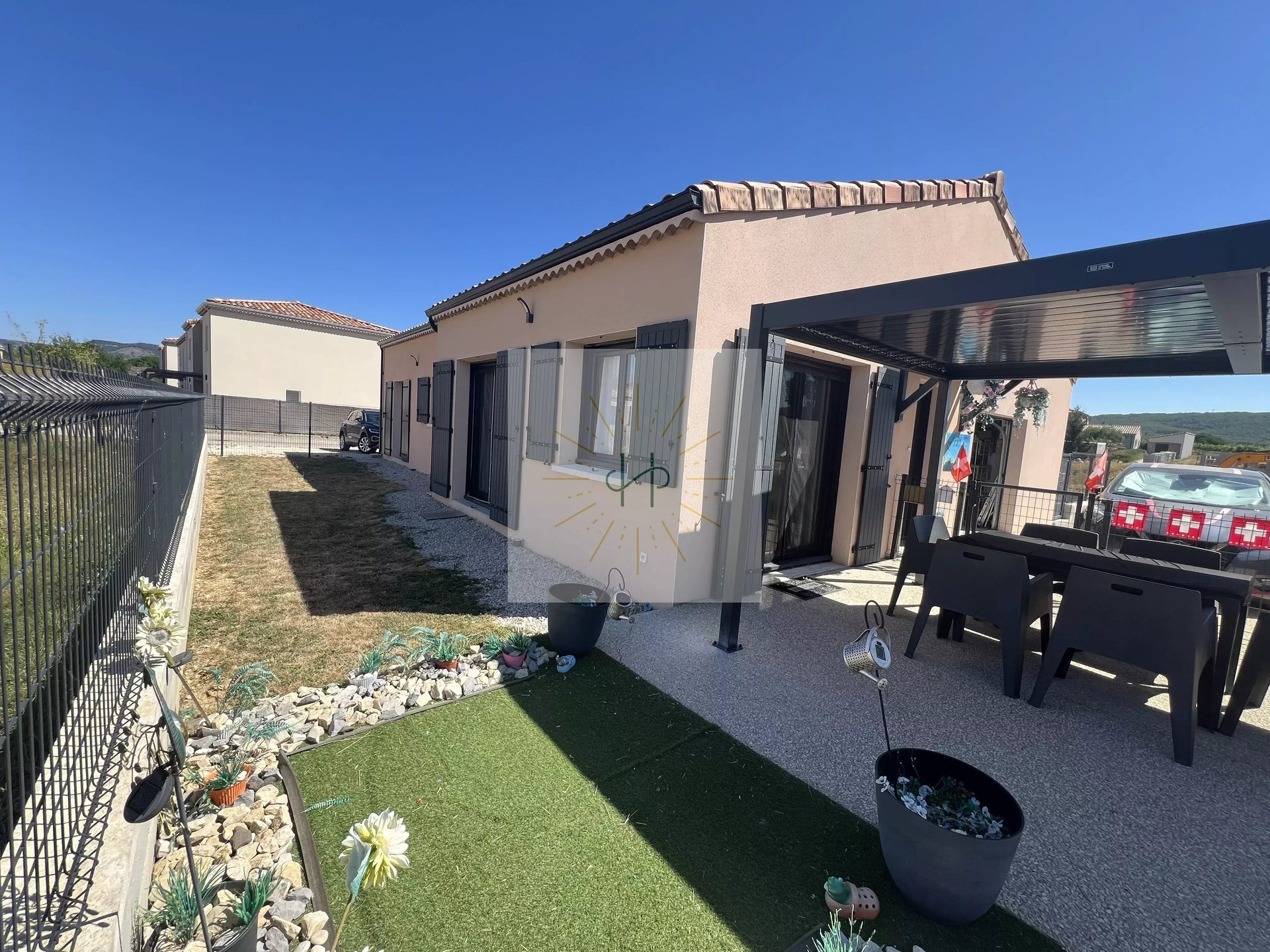 Maison à vendre, 100m², Alba-la-Romaine