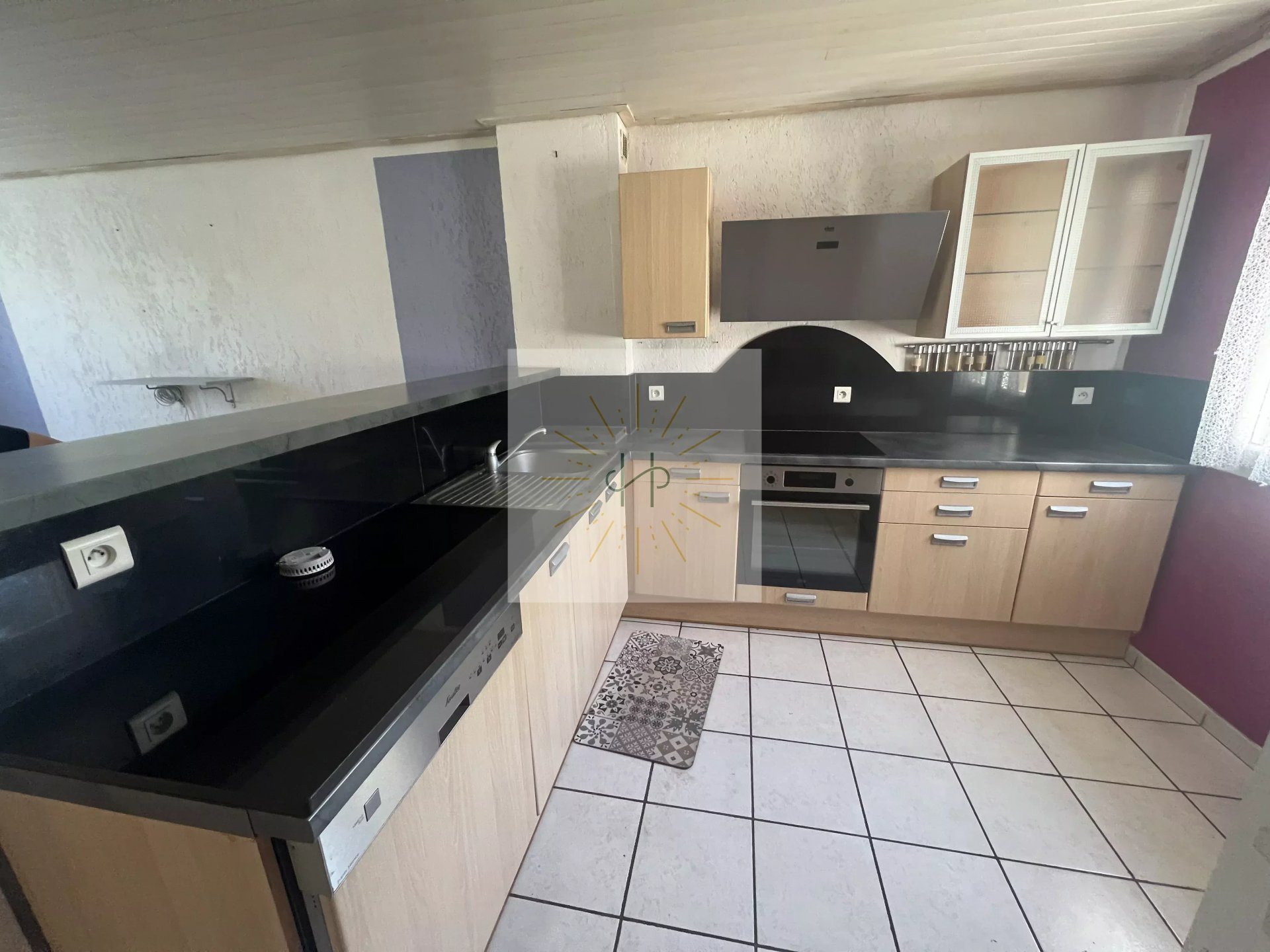 Maison à vendre, 95m², Aubenas