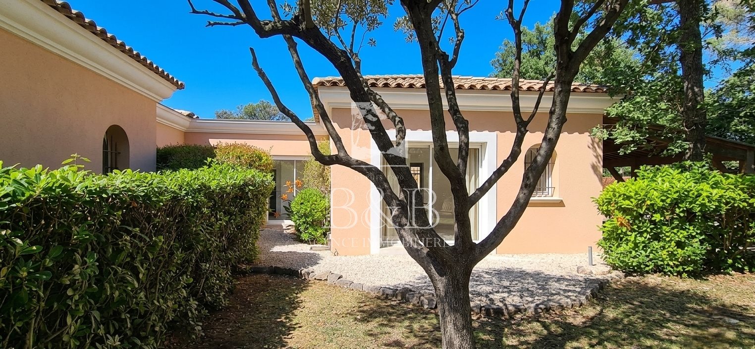 Maison à vendre, 230m², Saint-Raphaël