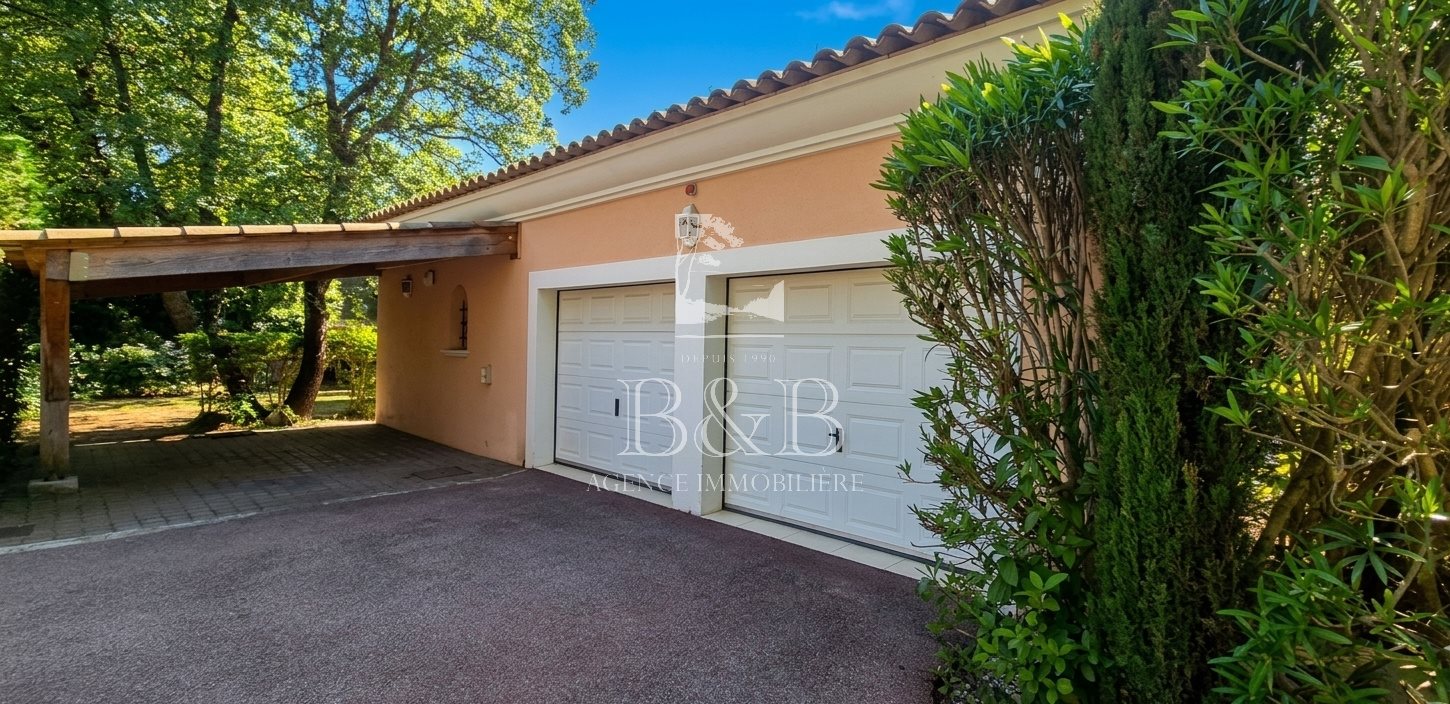 Maison à vendre, 230m², Saint-Raphaël
