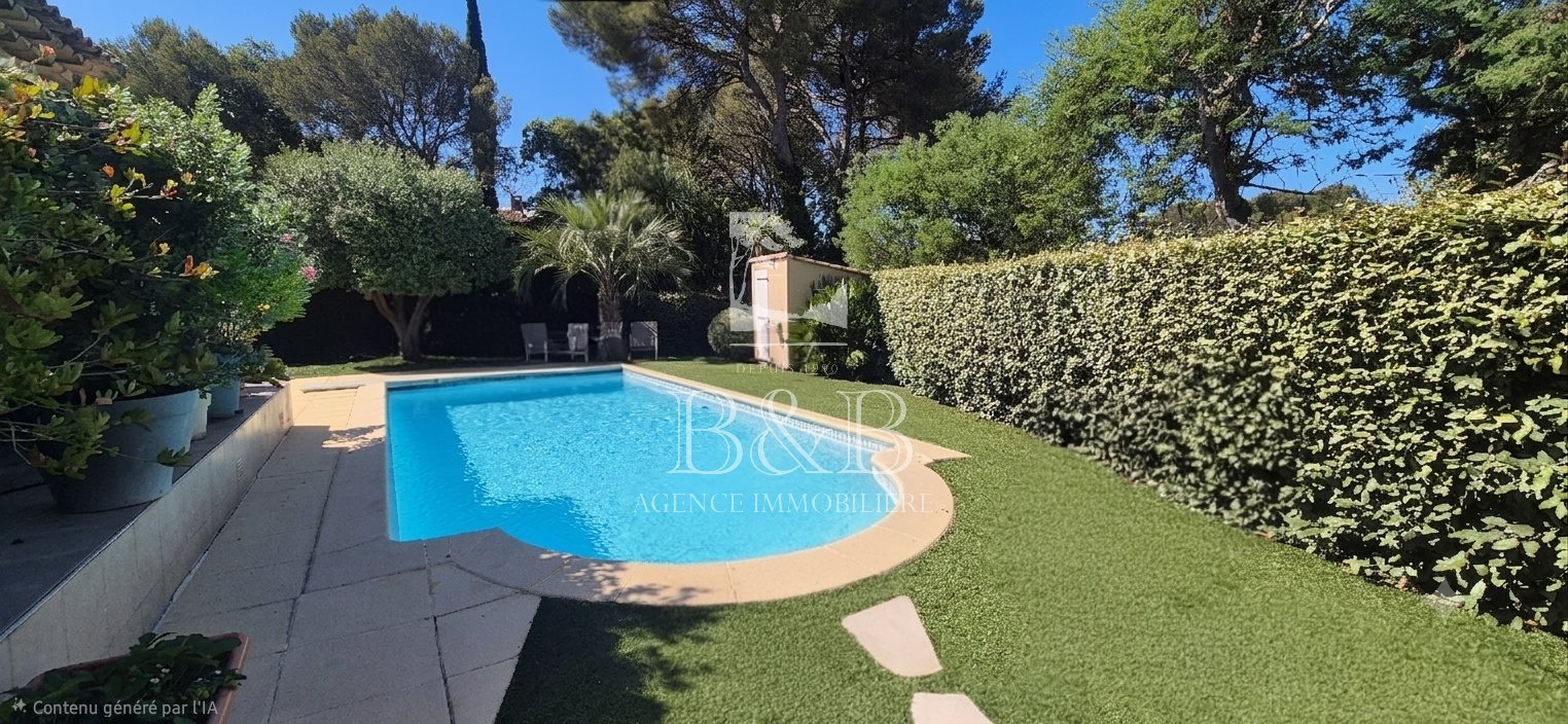 Maison à vendre, 192m², Saint-Raphaël