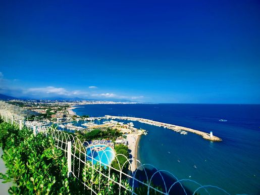 Appartement 4 pièces 106 m² · à Villeneuve-Loubet · 106 m² · 3 490 000 €