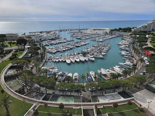 Appartement 5 pièces 131 m² · à Villeneuve-Loubet · 131 m² · 1 630 000 €