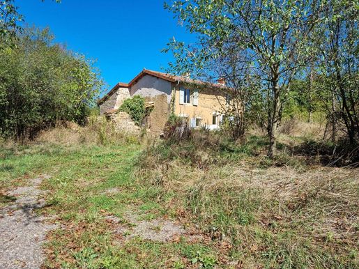 Maison 4 pièces 85 m² · à Saint-Maurice-lès-Châteauneuf · 85 m² · 70 000 €