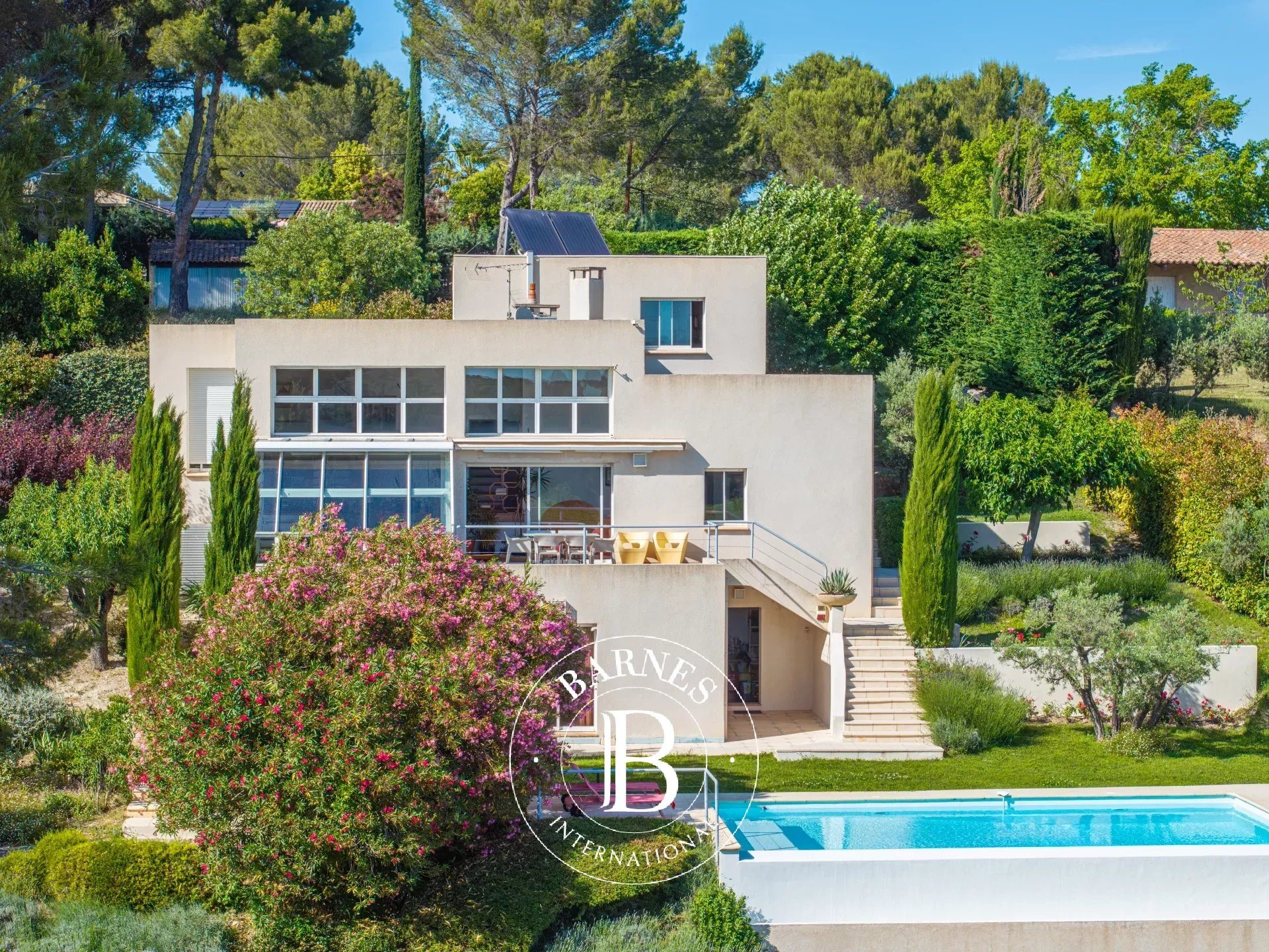 Maison à vendre, 196m², Eguilles