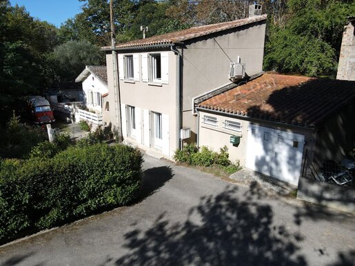 Maison 8 pièces 163 m² · à Belvèze-du-Razès · 163 m² · 149 800 €