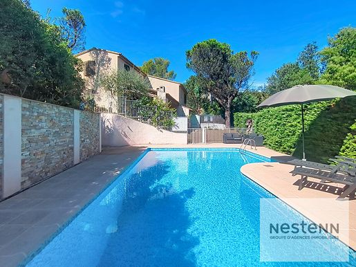 Maison 5 pièces 138 m² · à Roquebrune-sur-Argens · 138 m² · 610 000 €