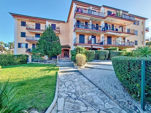 Appartement 18 m² · à Saint-Aygulf · 18 m² · 138 000 €