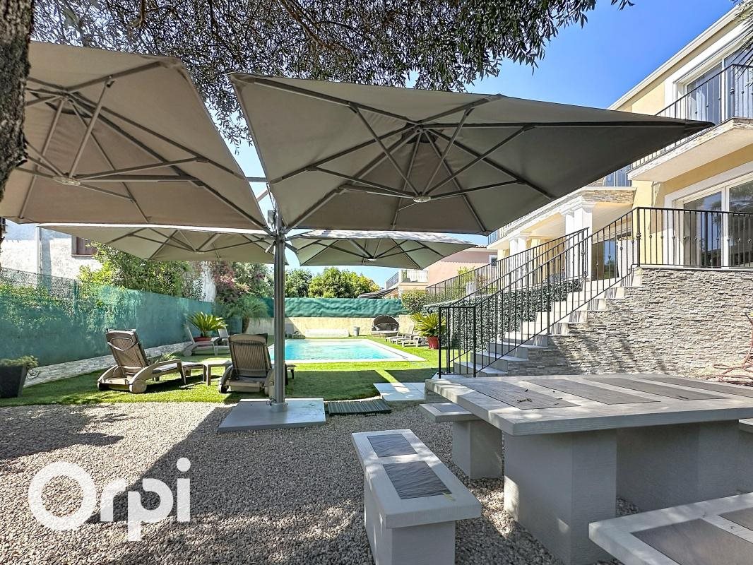 Maison à vendre, 212m², Villeneuve-Loubet
