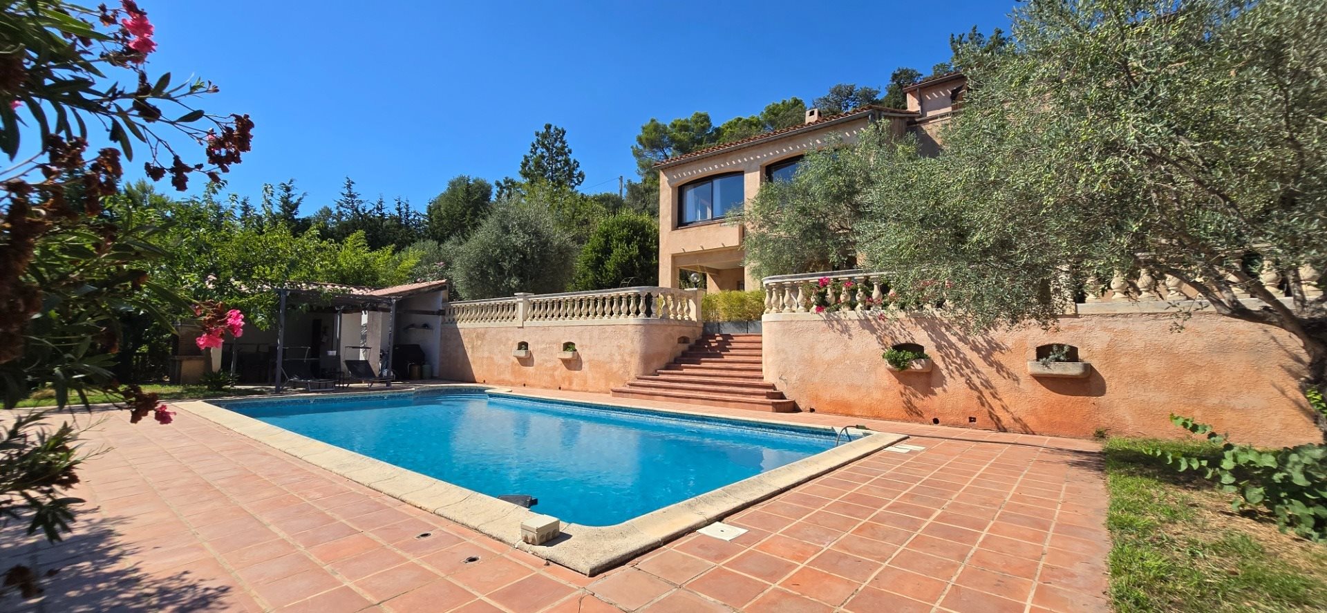 Maison à vendre, 190m², Carnoules