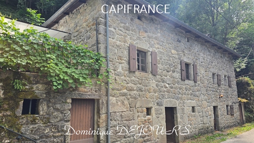 Maison 5 pièces 110 m² · à Marcols-les-Eaux · 110 m² · 118 000 €