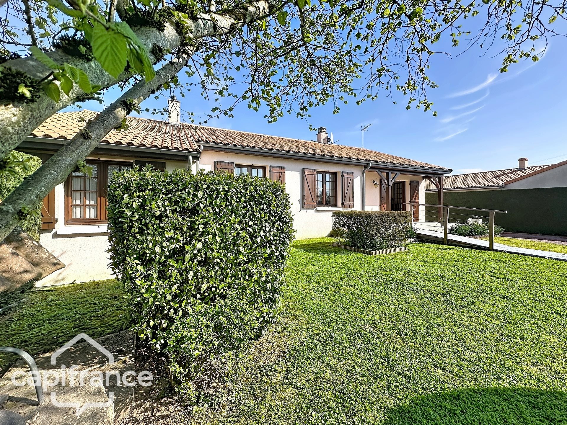Maison à vendre, 149m², Saint-Varent