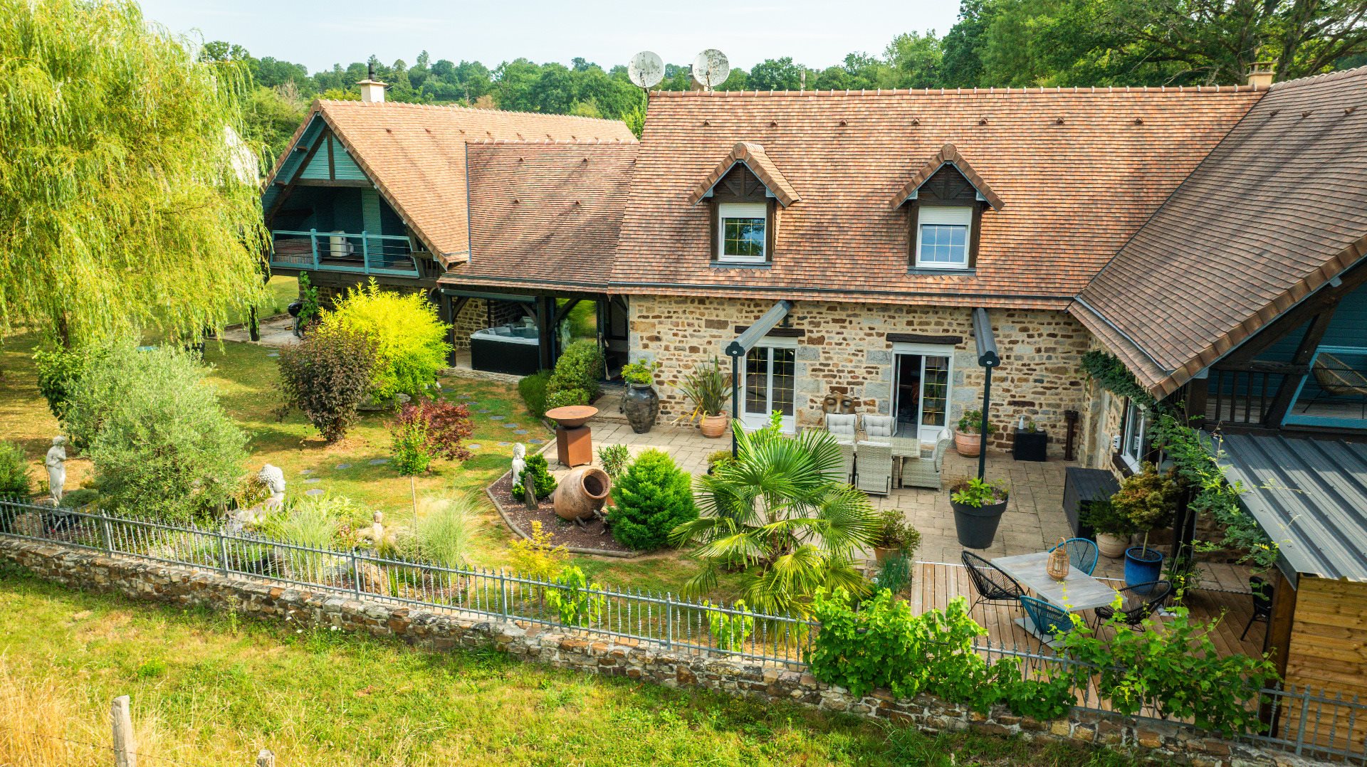 Maison à vendre, 275m², Champsecret
