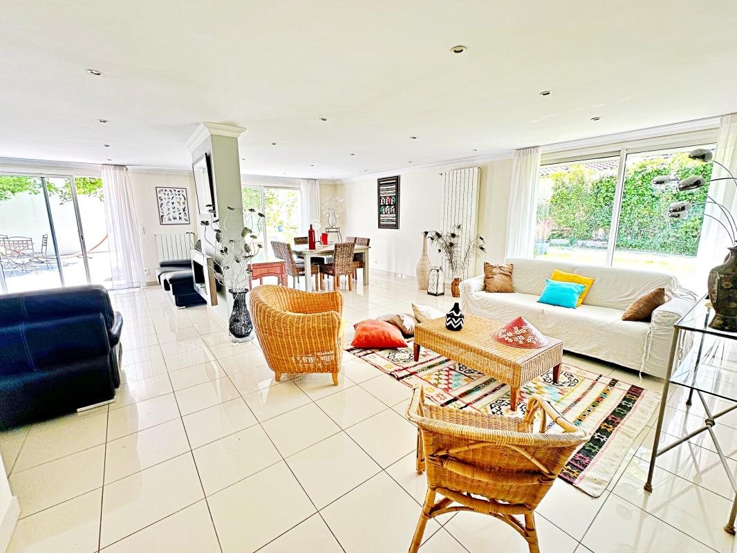 Maison à vendre, 225m², Le Thor