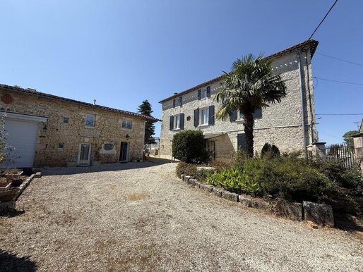 Maison 13 pièces 325 m² · à Valence · 325 m² · 318 500 €