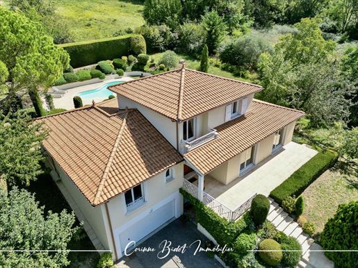 Maison 6 pièces 186 m² · à Saint-Pierre-de-Chandieu · 186 m² · 845 000 €