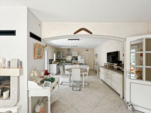Maison 7 pièces 170 m² · à Périgny · 170 m² · 810 000 €