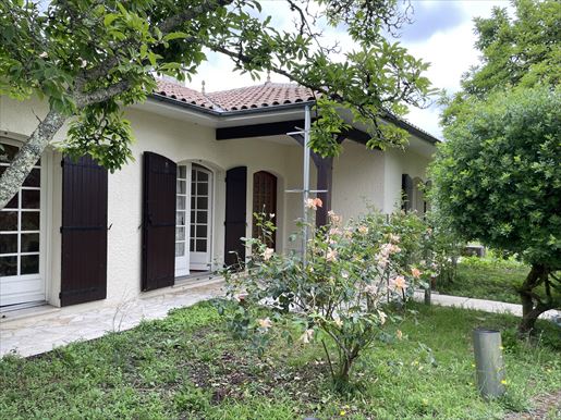 Maison 7 pièces 160 m² · à Blanquefort · 160 m² · 500 000 €