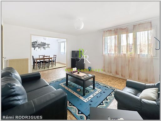 Appartement 4 pièces 78 m² · à Billère · 78 m² · 135 000 €