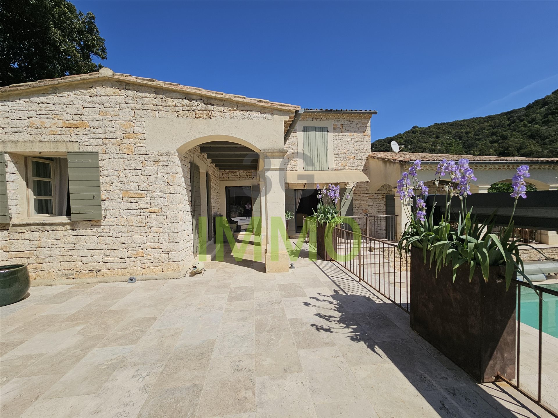 Maison à vendre, 215m², Barjac