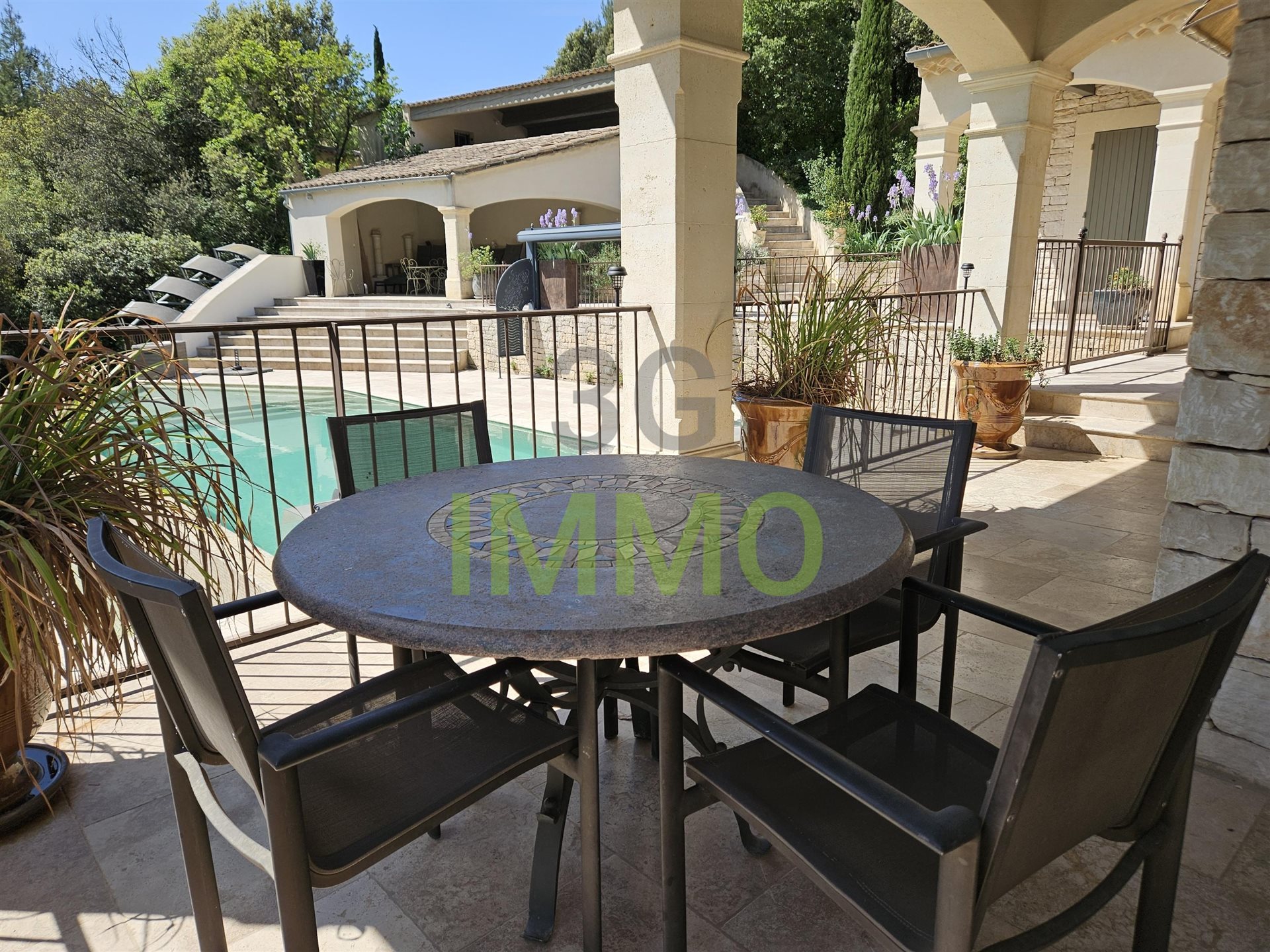 Maison à vendre, 215m², Barjac