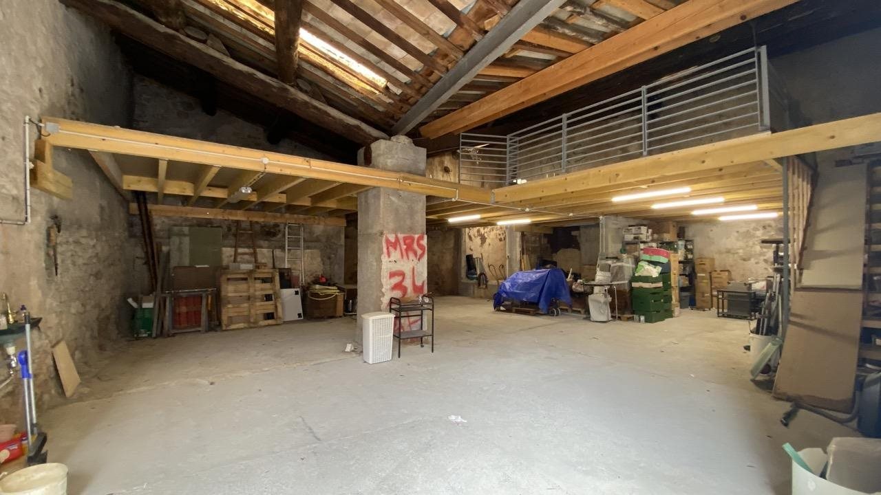 Maison à vendre, 140m², Gabian