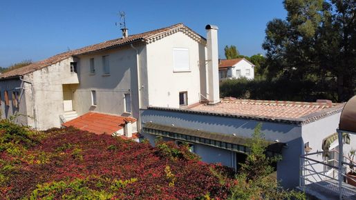 Maison 16 pièces 339 m² · à Alès · 339 m² · 225 000 €