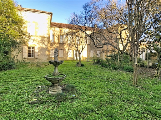 Maison 16 pièces 600 m² · à Mirande · 600 m² · 525 000 €