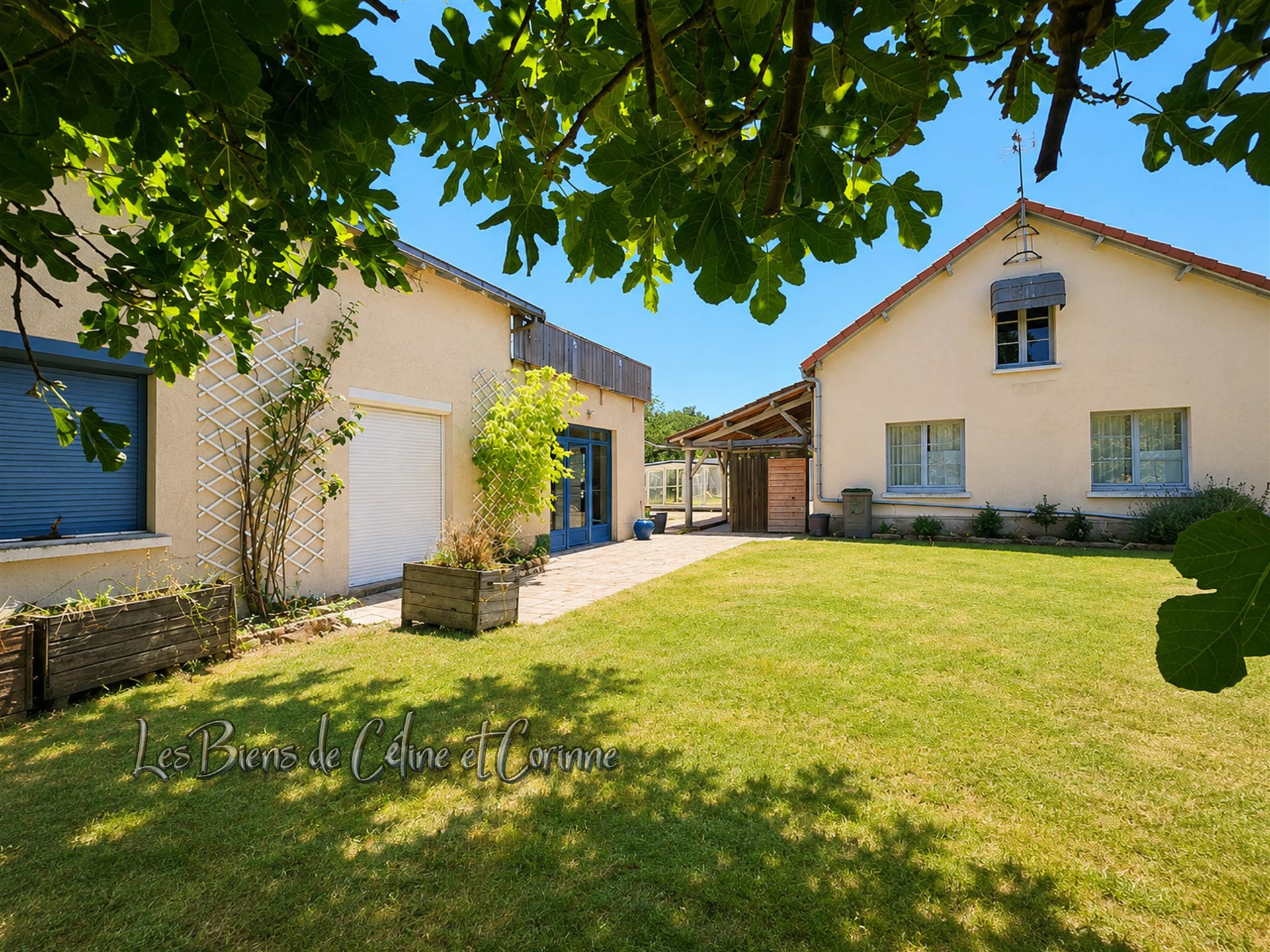 Maison à vendre, 350m², Sorges et Ligueux en Périgord